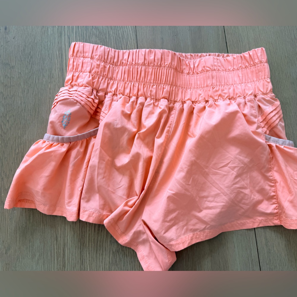 Peach Ruffled Skorts FP Movement XS - Picture 3 of 4